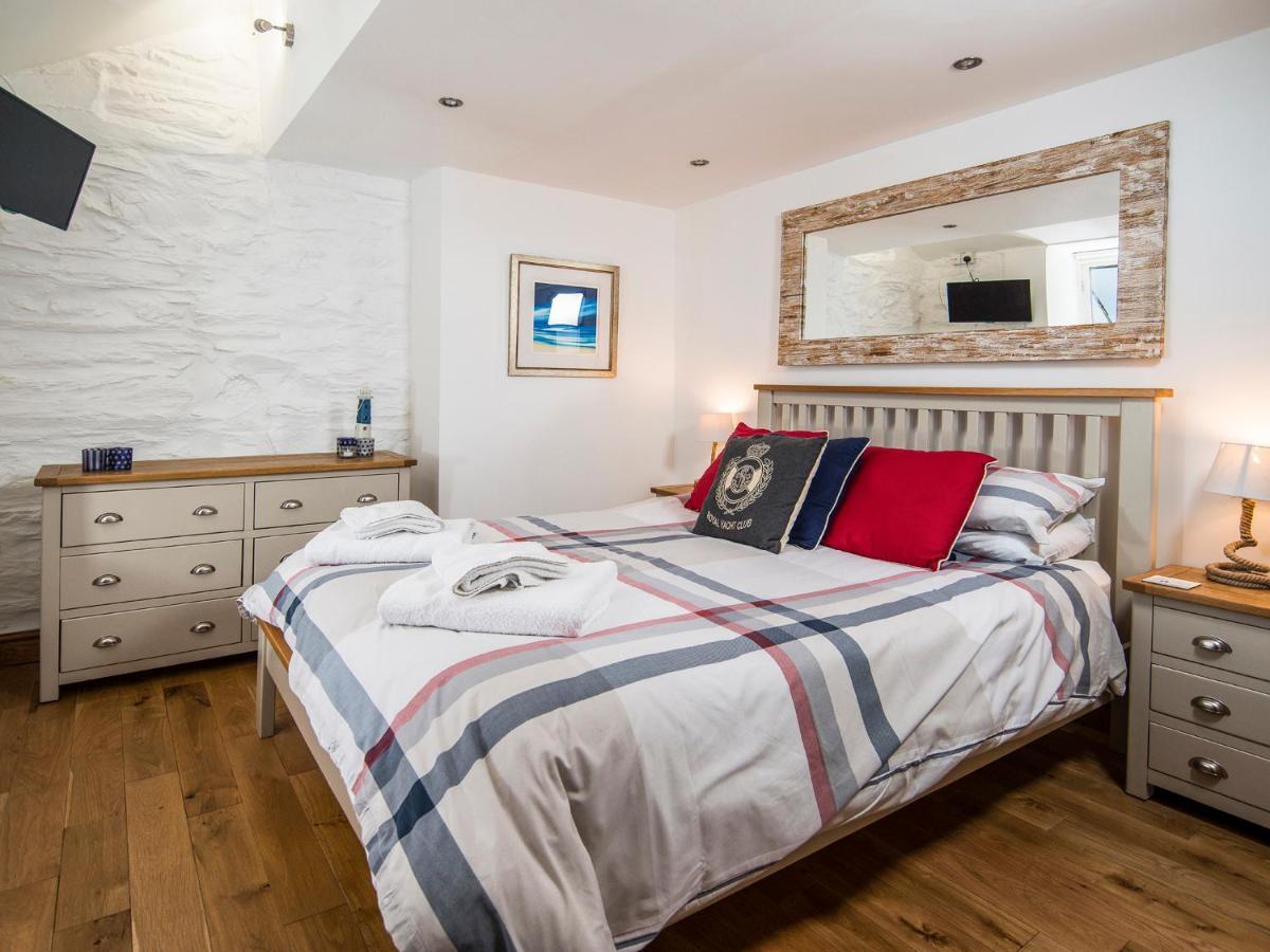 The Captain'S Penthouse Porthmadog Exterior photo